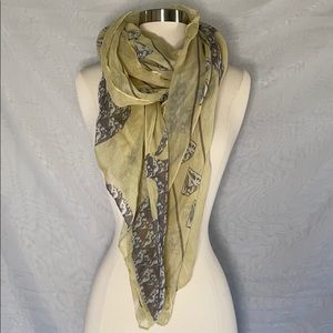 McQueen NY Style Scarf